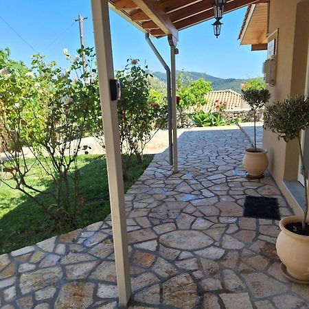 Guest house TSANES Pinakokhorion Extérieur photo